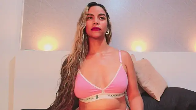 Karina chastillo online show from 3, 3, 2026