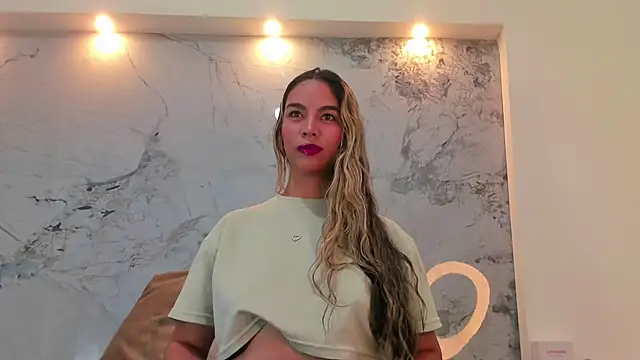 Karina chastillo online show from 30, 6, 2026