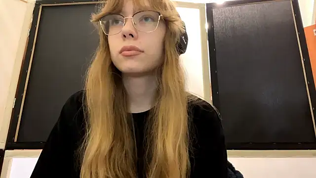 JuneCooper online show from 20, 10, 2025