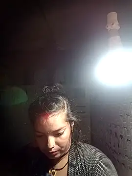 Snapshot of M-MAYA chatting on 13, 11, 2025 M-MAYA online show from 13, 11, 2025