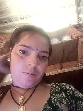 Snapshot of M-MAYA chatting on 15, 11, 2025 M-MAYA online show from 15, 11, 2025