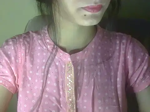 Snapshot of Shezi_N chatting on 27, 5, 2026 Shezi N online show from 27, 5, 2026