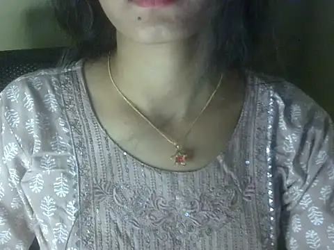 Snapshot of Shezi_N chatting on 10, 5, 2026 Shezi N online show from 10, 5, 2026