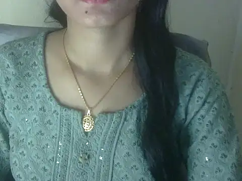 Snapshot of Shezi_N chatting on 3, 5, 2026 Shezi N online show from 3, 5, 2026