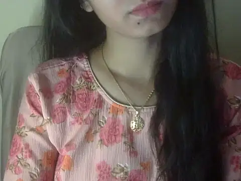 Snapshot of Shezi_N chatting on 24, 5, 2026 Shezi N online show from 24, 5, 2026