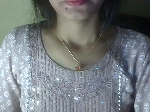 Snapshot of Shezi_N chatting on 20, 5, 2026 Shezi N online show from 20, 5, 2026