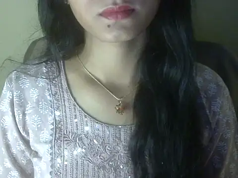 Snapshot of Shezi_N chatting on 30, 6, 2026 Shezi N online show from 30, 6, 2026