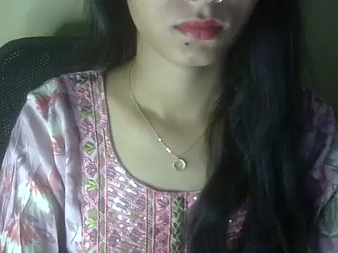 Snapshot of Shezi_N chatting on 16, 7, 2026 Shezi N online show from 16, 7, 2026