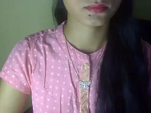 Snapshot of Shezi_N chatting on 17, 7, 2026 Shezi N online show from 17, 7, 2026