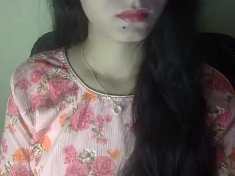 Snapshot of Shezi_N chatting on 27, 7, 2026 Shezi N online show from 27, 7, 2026