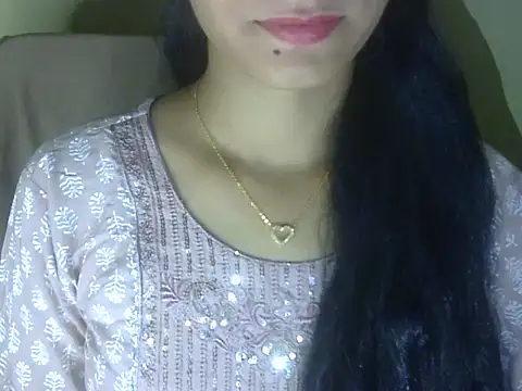 Snapshot of Shezi_N chatting on 17, 6, 2026 Shezi N online show from 17, 6, 2026