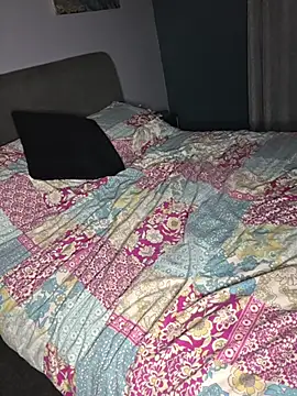 Couple19951 online show from 27, 7, 2026