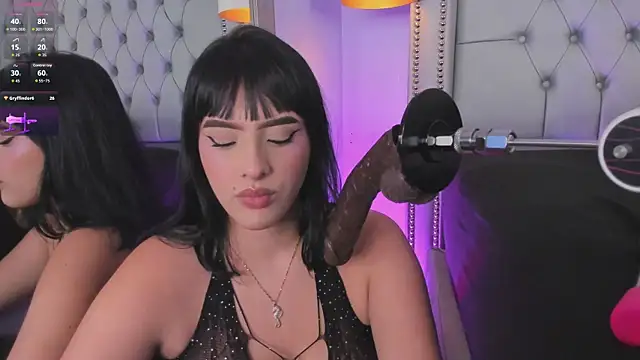 Lily StClair online show from 18, 4, 2026