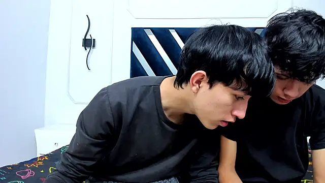 hoot booys  online show from 29, 11, 2025