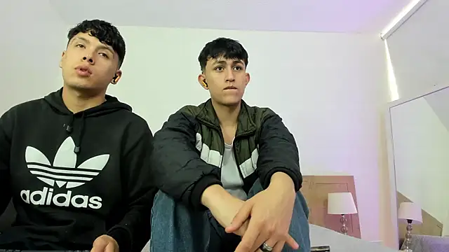 hoot booys  online show from 15, 2, 2026