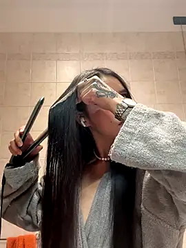 ViictoriaLeeon online show from 5, 12, 2025