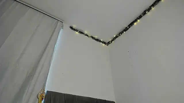 Snapshot of Madison_Grey_ chatting on 28, 7, 2026 Madison Grey online show from 28, 7, 2026
