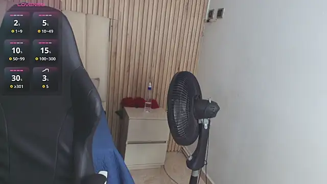 Snapshot of Aziz_daud chatting on 26, 11, 2025 Aziz daud online show from 26, 11, 2025