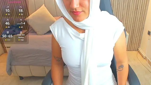 Snapshot of Aziz_daud chatting on 17, 10, 2025 Aziz daud online show from 17, 10, 2025