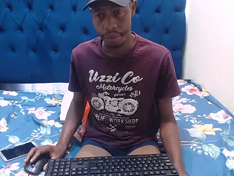 Mrshyguy194 online show from 26, 10, 2025