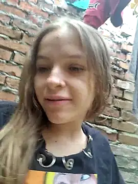 bambiluly online show from 29, 10, 2025