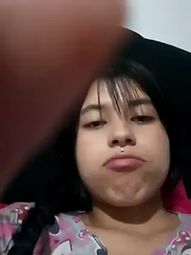 petite coral online show from 13, 1, 2026