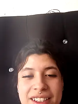 petite coral online show from 22, 2, 2026