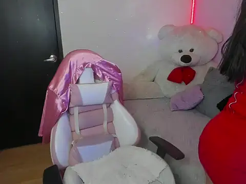 mia  abbey online show from 14, 11, 2025