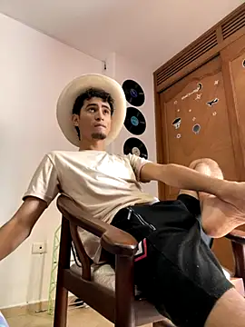 gsusss feet online show from 17, 11, 2025