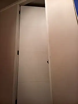 lilivalkova online show from 21, 4, 2026