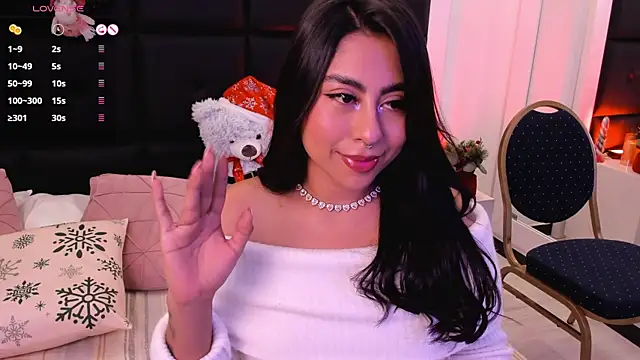 TamaraLeen online show from 4, 12, 2025