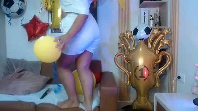 miel alisha online show from 15, 6, 2026