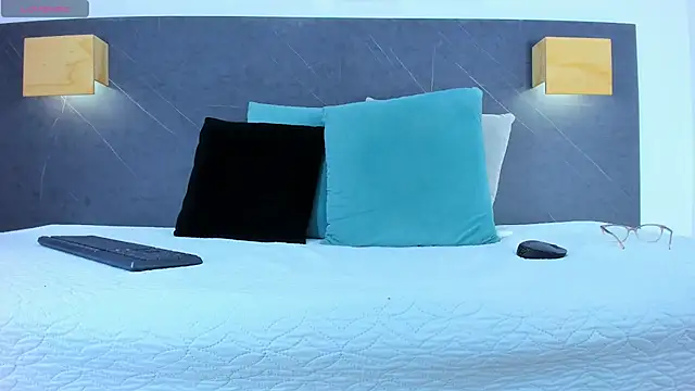 iamdoll online show from 3, 2, 2026