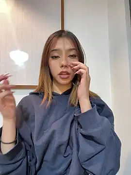 MiaaCute- online show from 5, 5, 2026