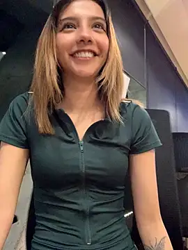 MiaaCute- online show from 17, 12, 2025