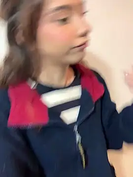 MiaaCute- online show from 22, 4, 2026