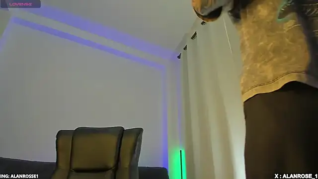 AlanRose01 online show from 31, 10, 2025