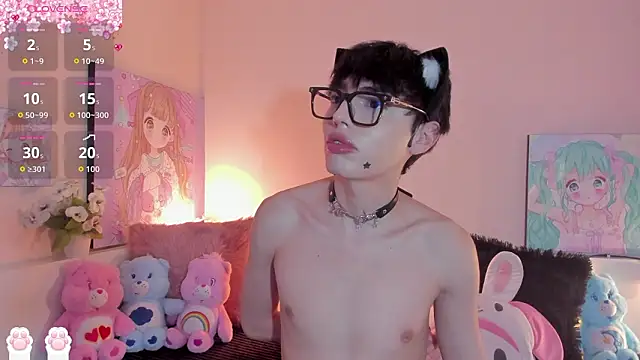 Strawberry Kitty  online show from 6, 3, 2026