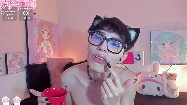 Strawberry Kitty  online show from 17, 1, 2026