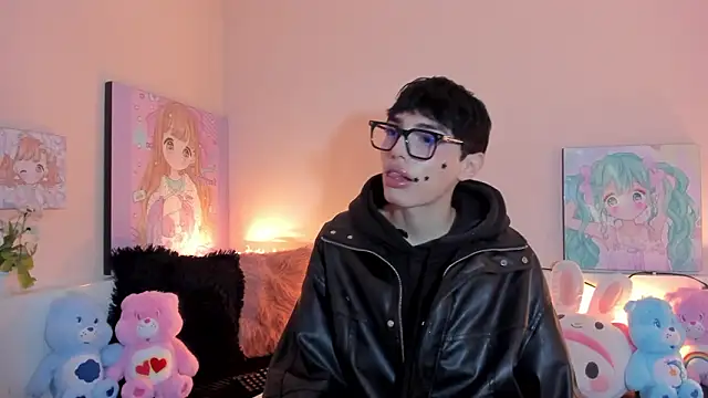 Strawberry Kitty  online show from 7, 2, 2026