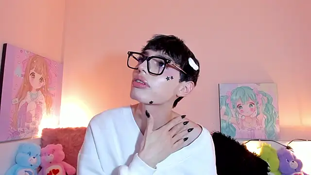 Strawberry Kitty  online show from 9, 2, 2026