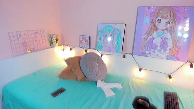 Strawberry Kitty  online show from 10, 11, 2025