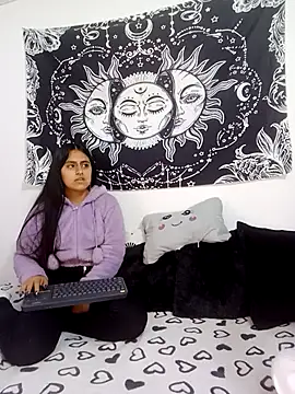 emily n abby online show from 25, 10, 2025