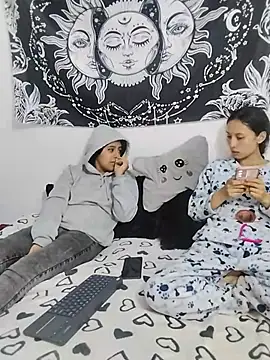 emily n abby online show from 5, 6, 2026