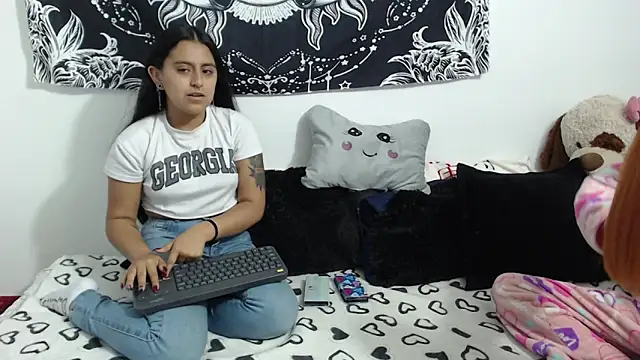 emily n abby online show from 29, 10, 2025