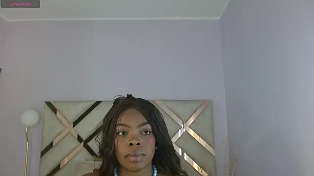 Snapshot of Maiacharris_ chatting on 1, 7, 2026 Maiacharris online show from 1, 7, 2026