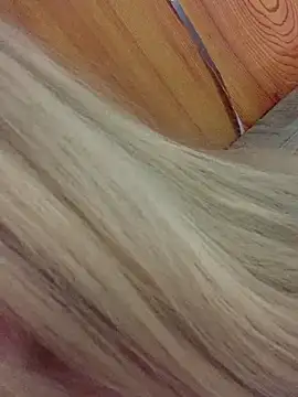 nenezinhabsb online show from 2, 12, 2025