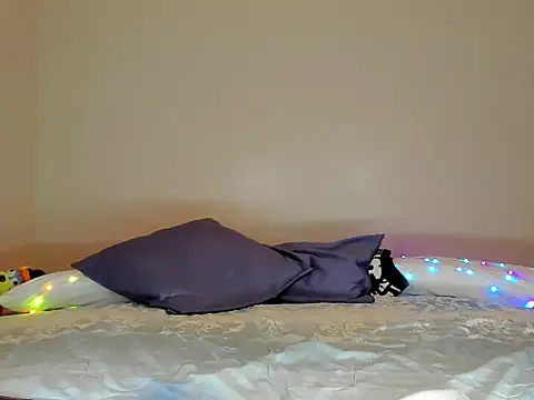 Sexy KimberlyXx online show from 8, 10, 2025