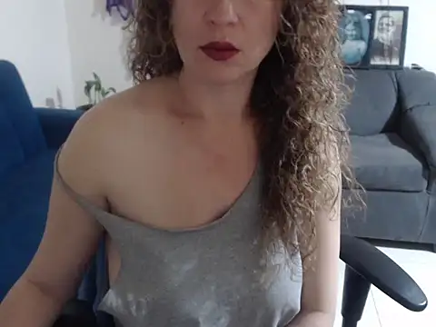 Snapshot of scarletardiente03 chatting on 27, 10, 2025 scarletardiente03 online show from 27, 10, 2025