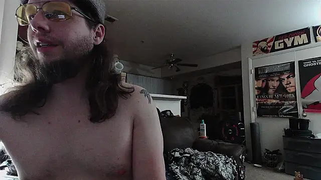 Snapshot of biggerisbetter12 chatting on 6, 6, 2026 biggerisbetter12 online show from 6, 6, 2026